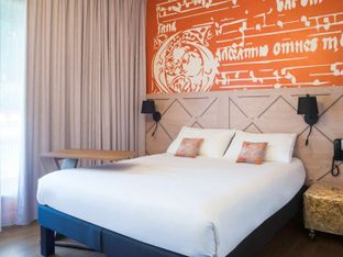 Hotel Image 1