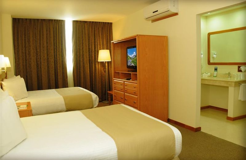 Best Western Plus Plaza Vizcaya