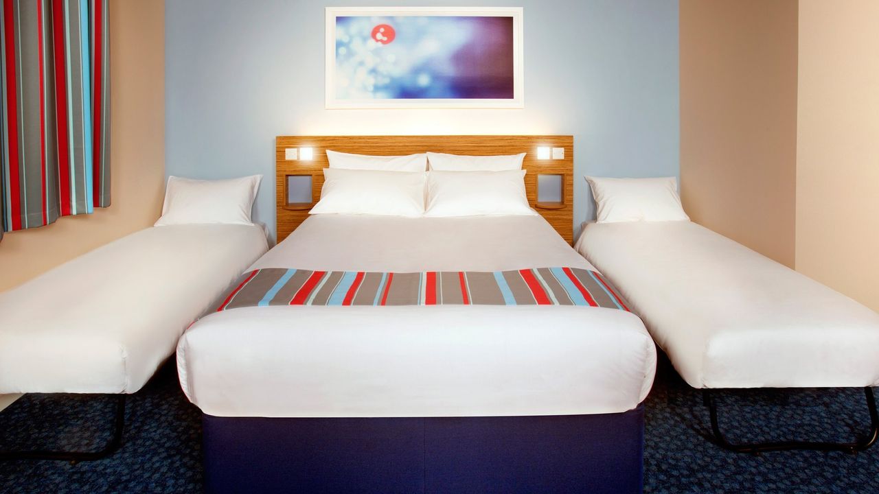 TRAVELODGE BLACKBURN M65