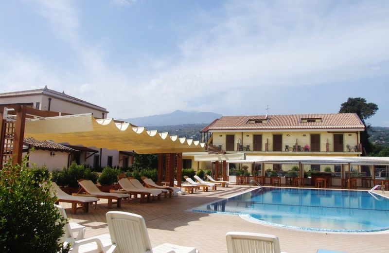 La Terra Dei Sogni Country Hotel