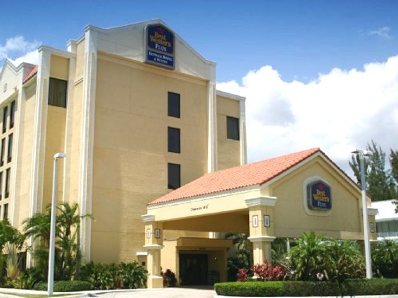 Best Western Plus Kendall Hotel & Suites