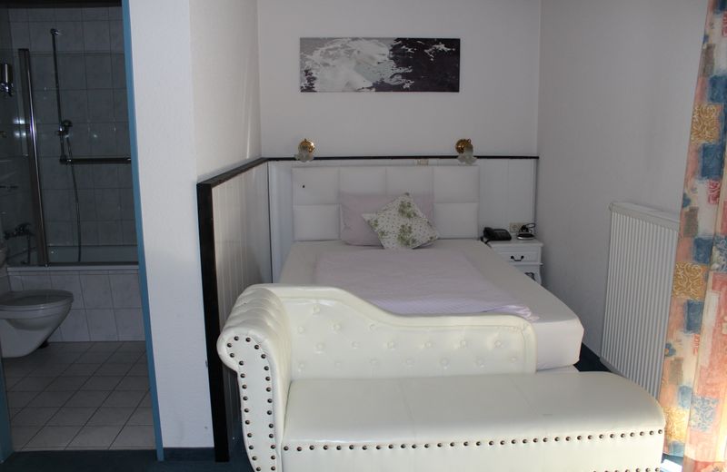 Hotel zum Goldenen Wagen