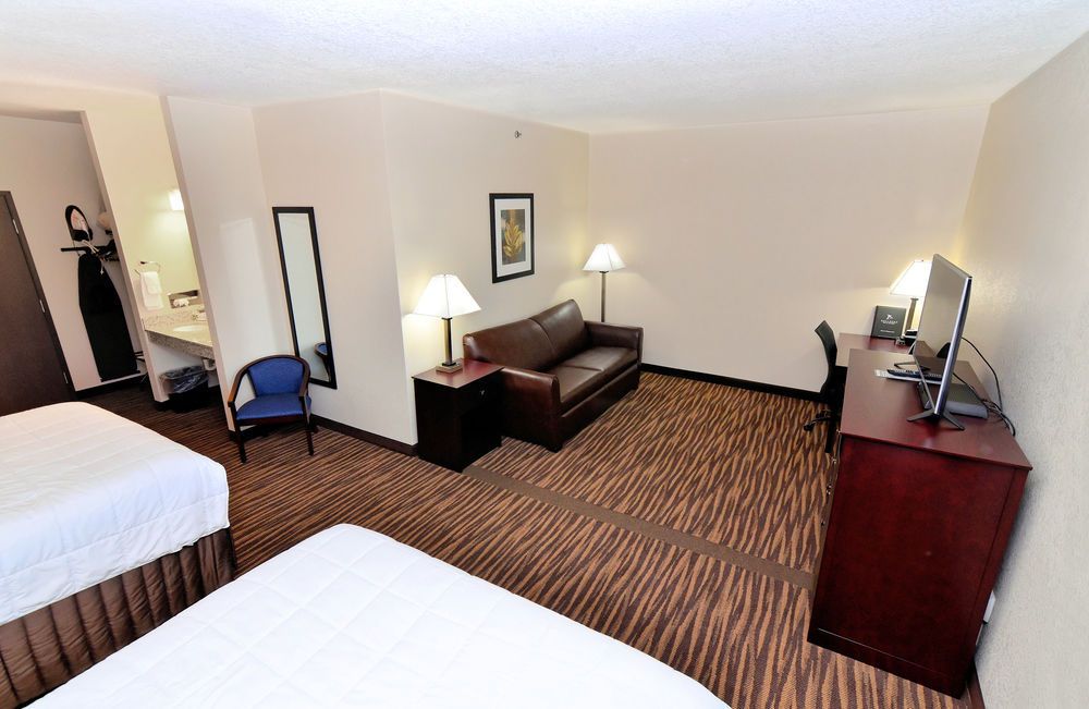 Cobblestone Inn & Suites - Monticello
