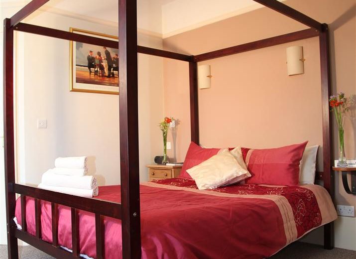 Best Western Deincourt Hotel