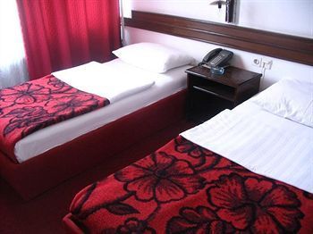Ambasador Hotel
