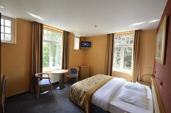 Les Tilleuls Hotel