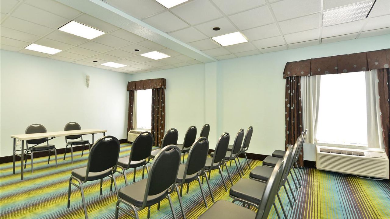 BEST WESTERN PLUS SANFORD ARPT