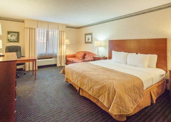 Clarion Hotel & Conference Center Toms River