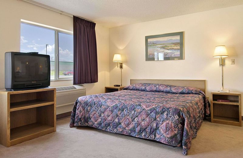 Super 8 by Wyndham Fountain