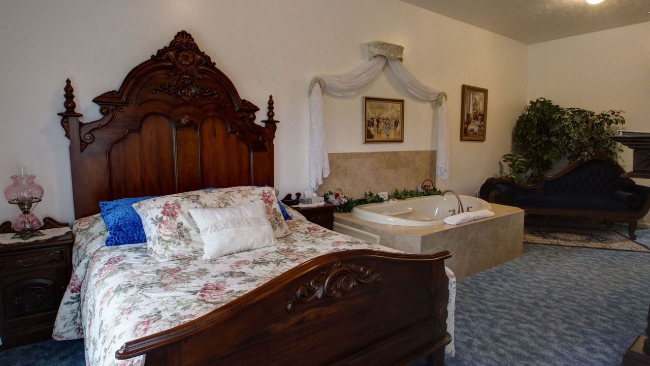 Lions Gate Manor