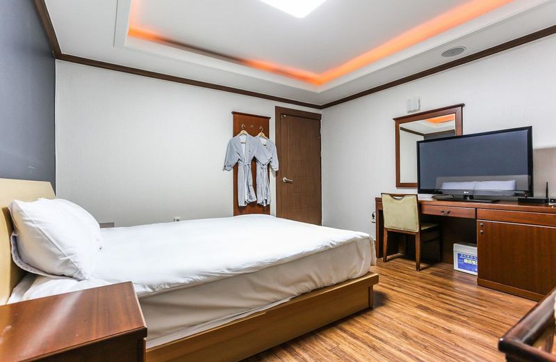 Donghae Gloria Tourist Hotel