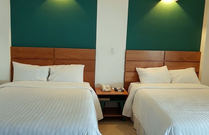 Hotel Barante Suites