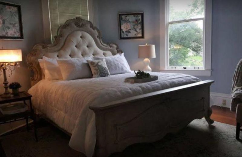 Laurel Manor Bed and Breakfast