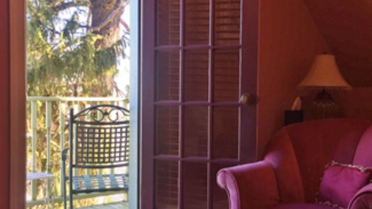 Inn At The Canal Bed & Breakfast
