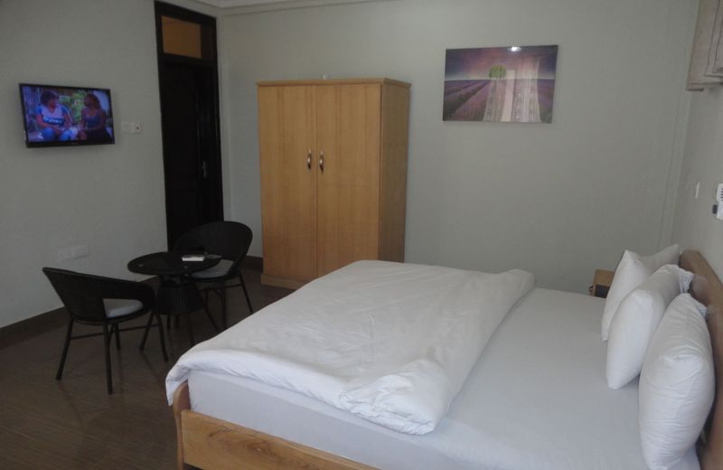 Tenack Beach Resort & Hotel