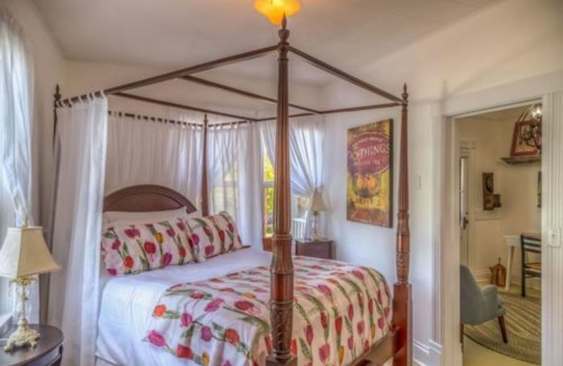 Crooked River Inn