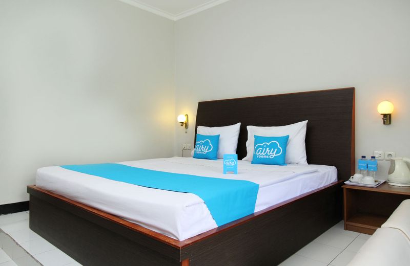 Airy Wenang Sam Ratulangi 199 Manado
