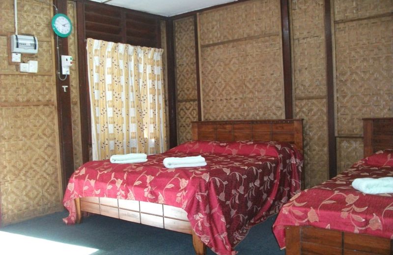 Nusa Holiday Village