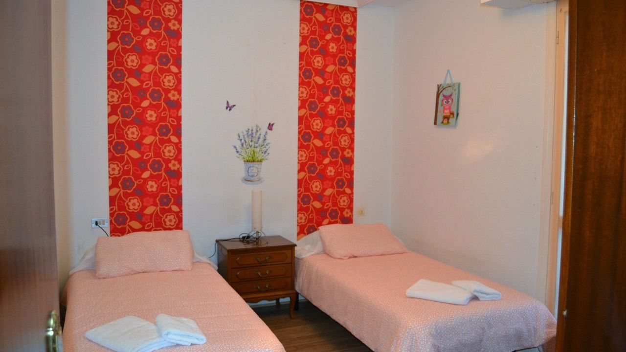 Apartamentos Dos Torres - Donosti
