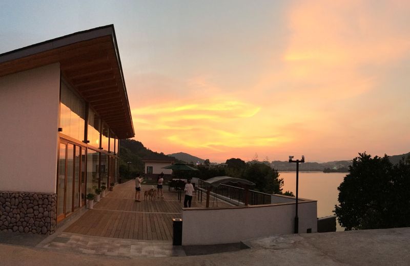 Fishman homestay