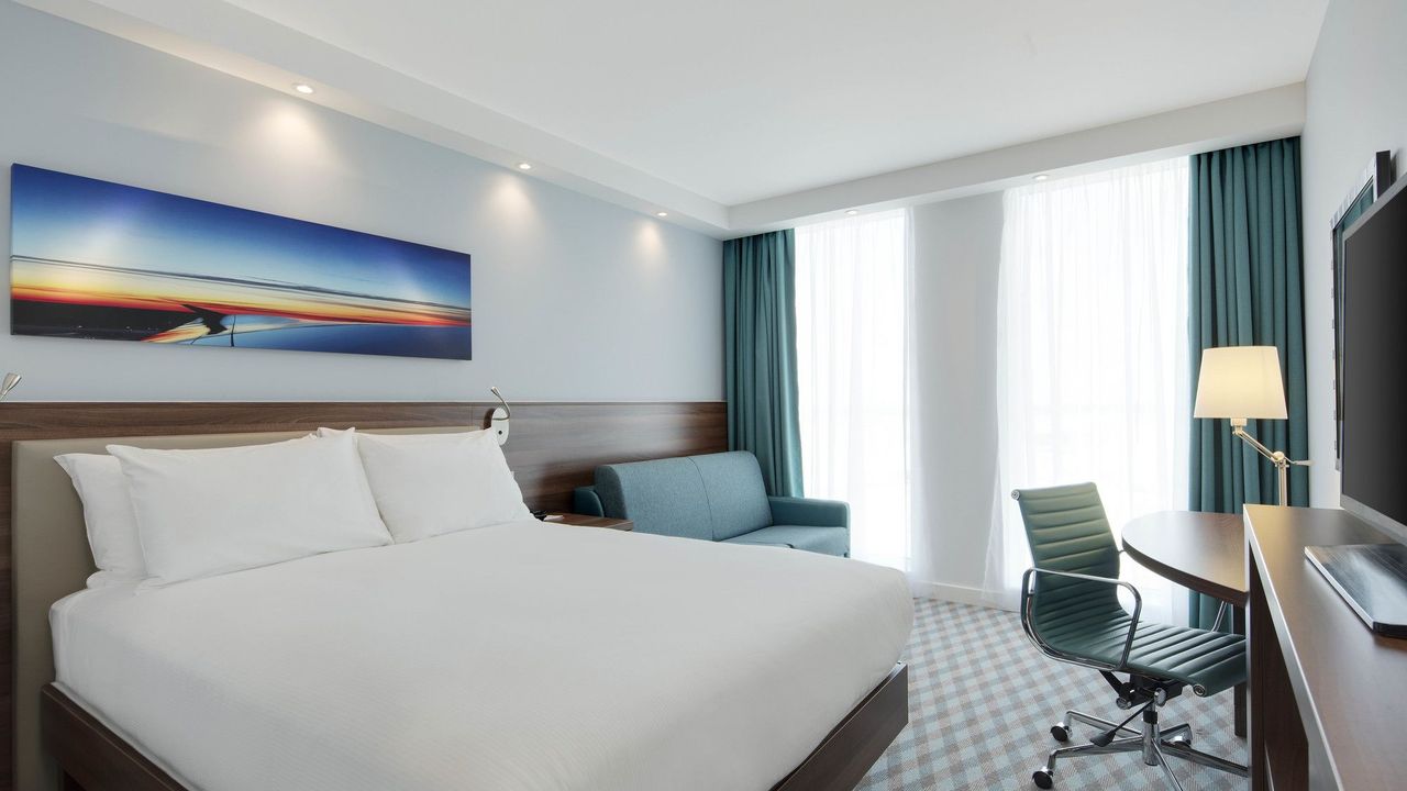 Hampton By Hilton London Stansted Airport