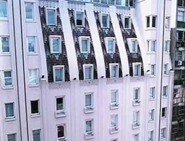 Broadway Hotel & Suites