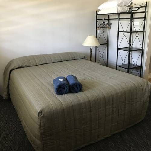 Oasis Motel