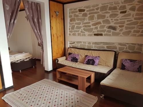 Trifon Zarezan Family Hotel