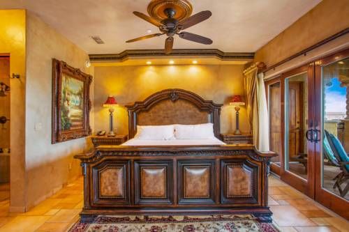 Ocean Lodge