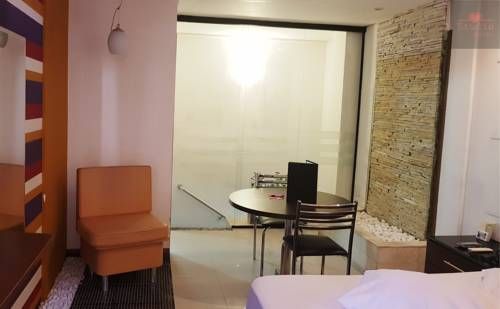 Studio Motel (Adult Only)