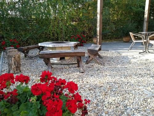 Outdoor Pictures 19