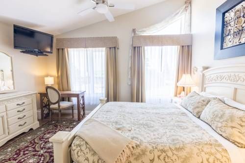 Lakeshore Inn