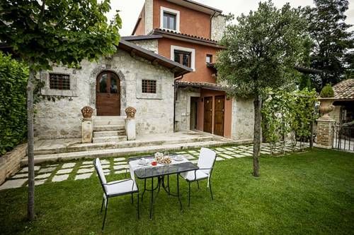 Outdoor Pictures 24