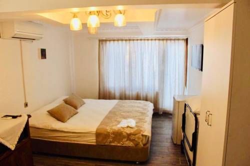 Silenos Boutique Hotel