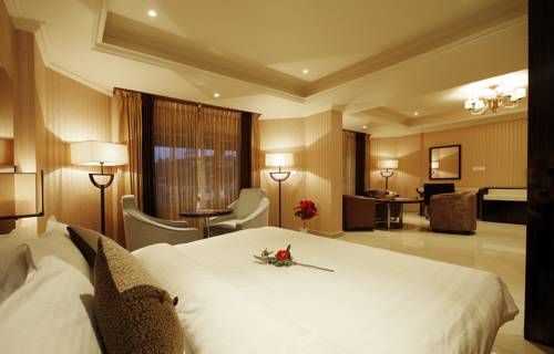 Hotel Park Residency