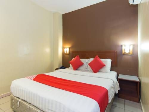 OYO 447 Comfort Hotel Meru
