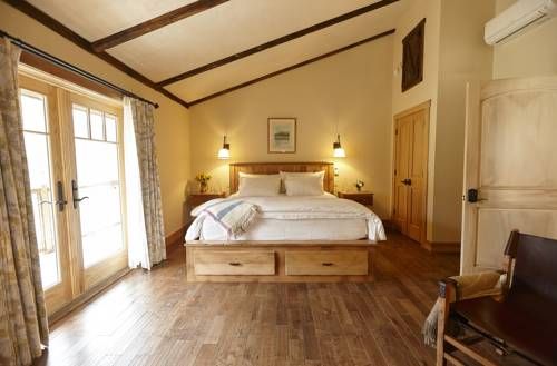 Seesaw's Lodge