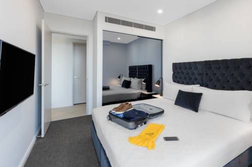 Meriton Suites Carter Street