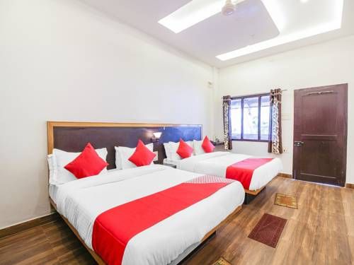 OYO 15840 Hotel Nandini