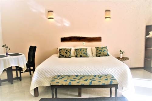 Mayan Majesty Boutique Hotel