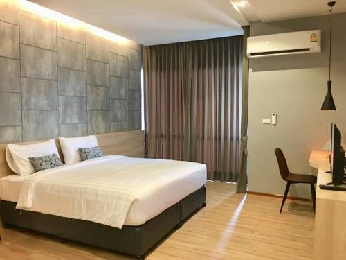 Sans Hotel