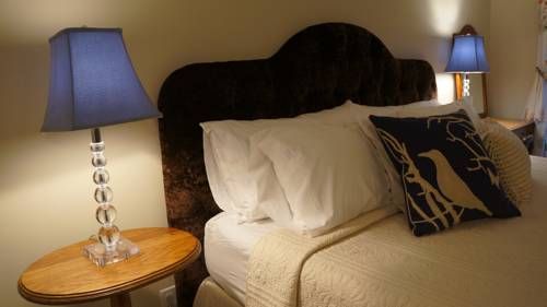 Green River Inn