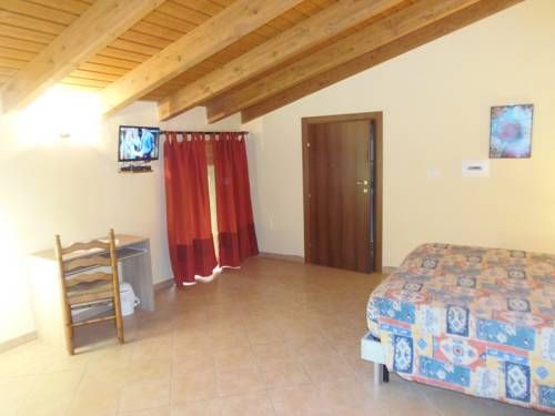 B & B AECOLIBRIUM