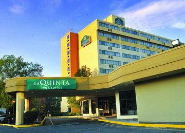 La Quinta by Wyndham Secaucus Meadowlands
