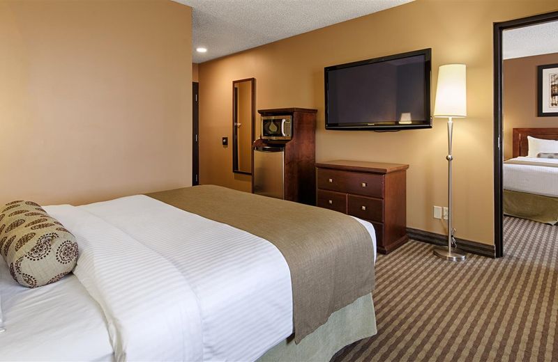Seven Oaks Hotel Regina