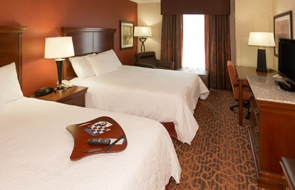 Hampton Inn & Suites Cleveland-Beachwood