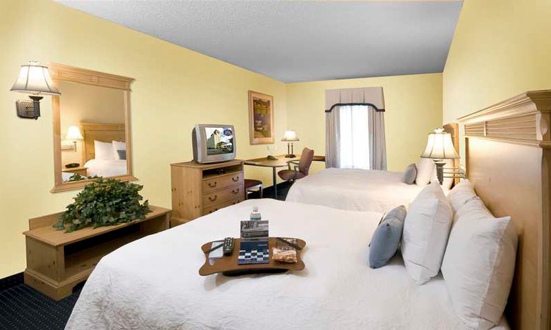 Hampton Inn & Suites Jacksonville Deerwood Park