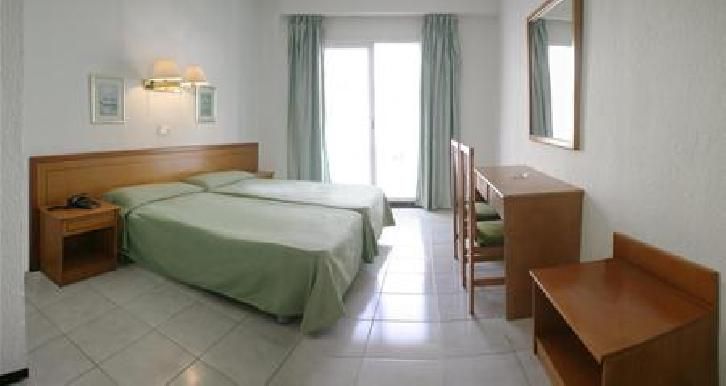 Ahoi! Urban Beach Hotel