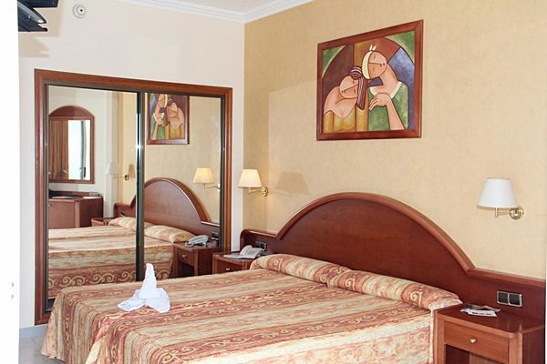 Hotel Las Arenas