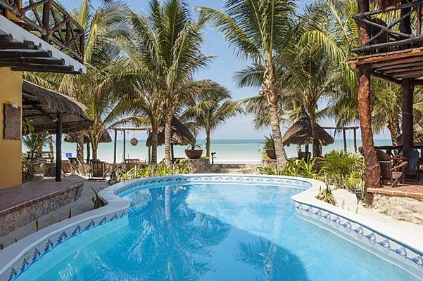 Holbox Dream Beachfront Hotel